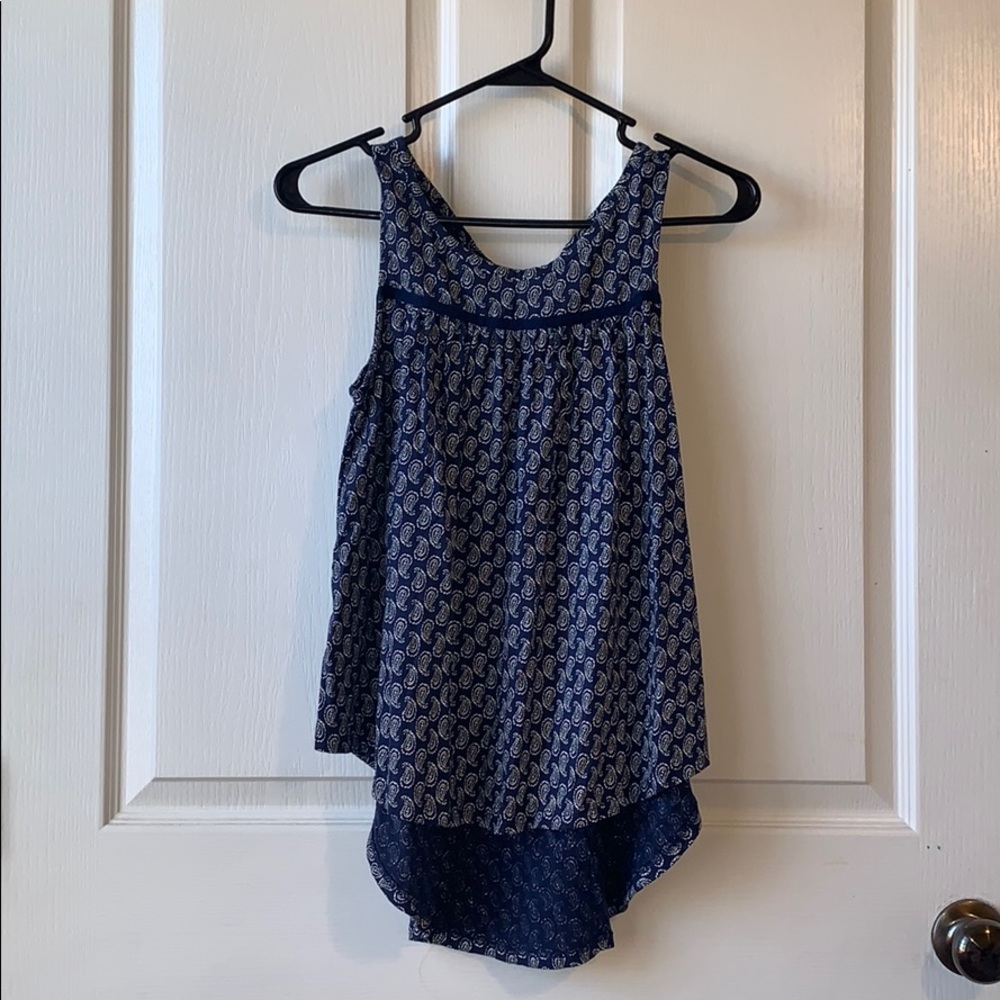 Blue with white pattern tanktop